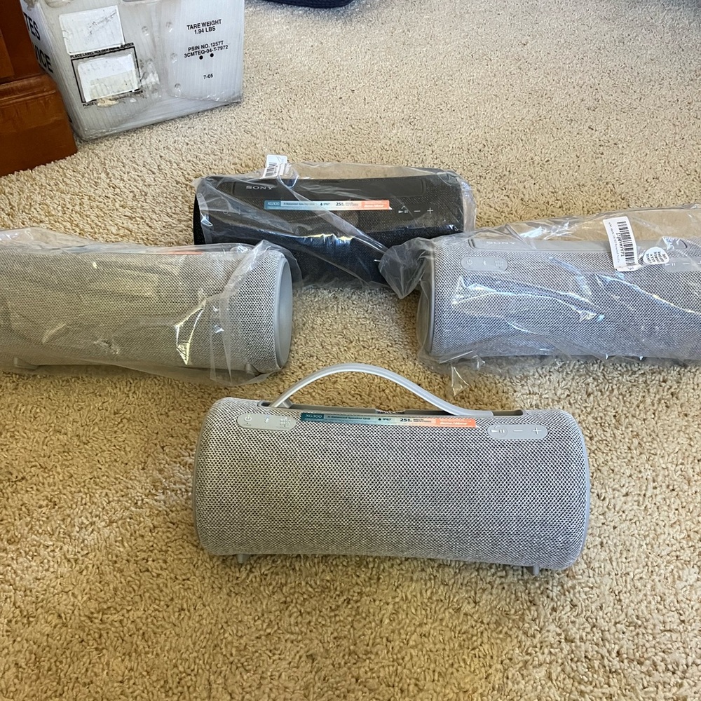 Sony XG300 Bluetooth wireless speaker